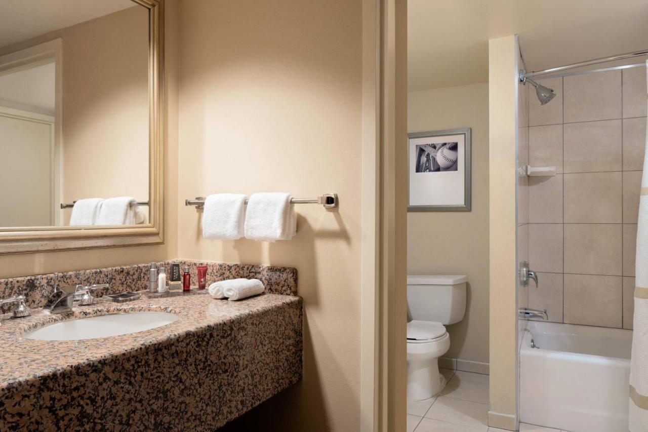 Anaheim Marriott Suites Garden Grove Esterno foto